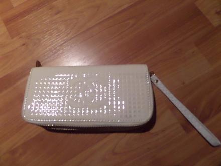 Lakovaná peňaženka chanel, chanel