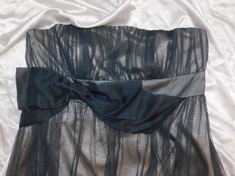 Luxusne slavnostne saty, 44