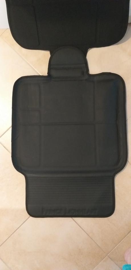 Kryt brendon pod autosedačku, 