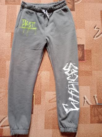 Tepláky, terranova,146