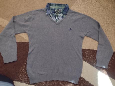 Sivý sveter, rebel,140