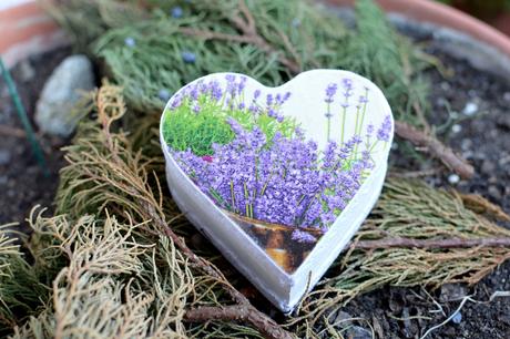 Levanduľová šperkovnica, 