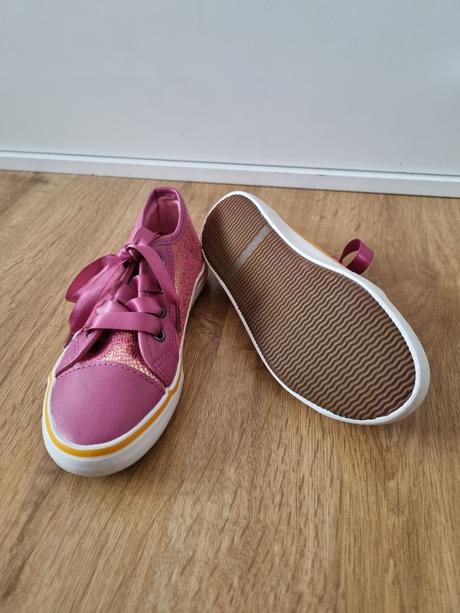 Nové poltopánky lupilu, lupilu,27