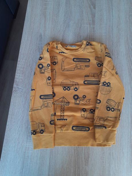 Hrubsia mikina, c&a,128