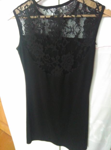 Saty s cipkovanym chrbatom, s