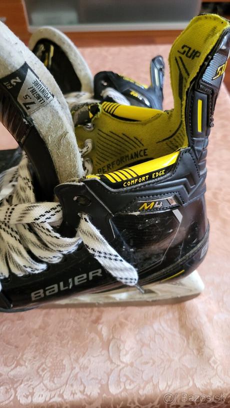 Korčule bauer supreme m4 fit2. velkost 7,5, bauer,42