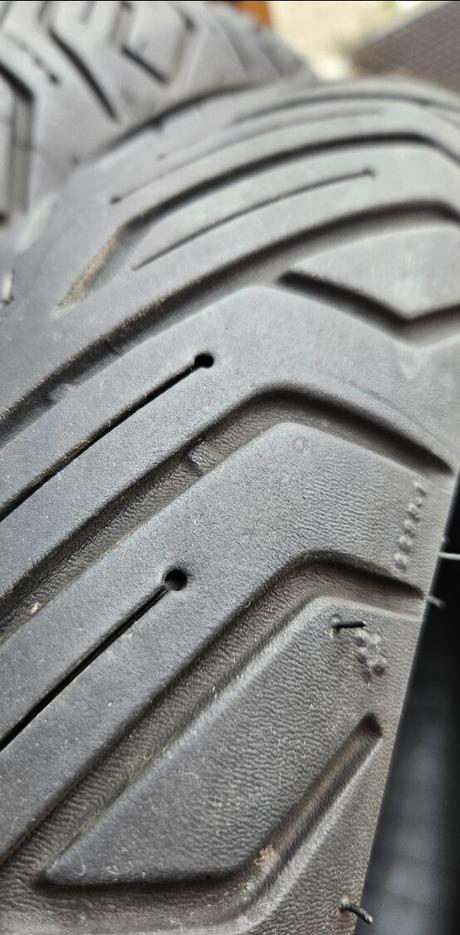 Pneumatiky na motorku, 