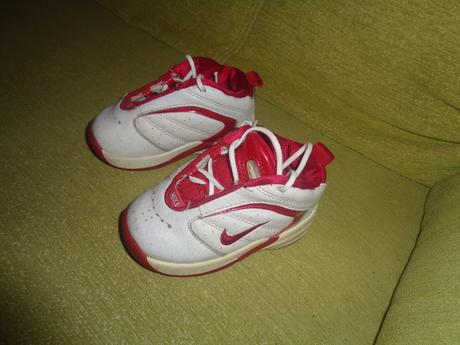 Predám tenisky veľ. 21 zn. niké, nike,21