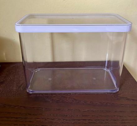 Dóza na knäckebrot, 