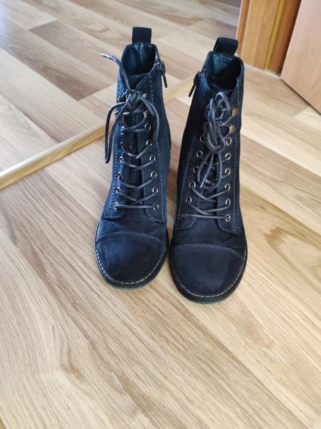 Kotníkové topánky, 37