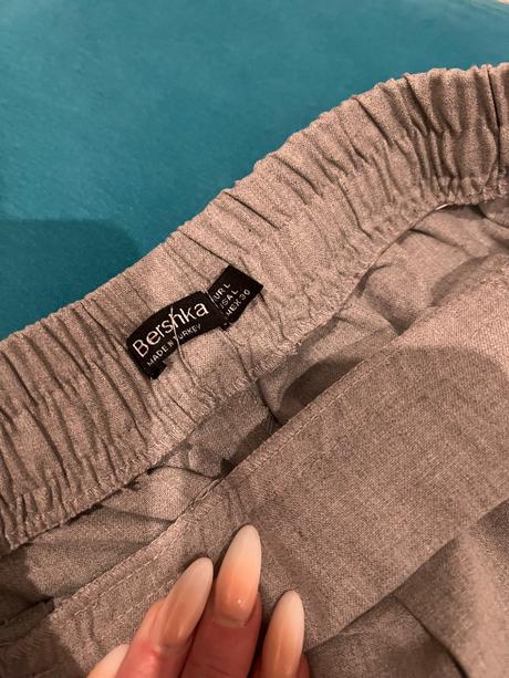 Nohavice, bershka,l
