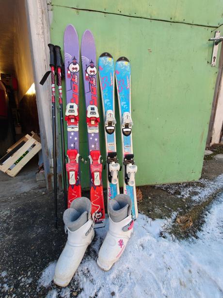 Lyže tecno (100 cm) a lyžiarky, 100-109 cm