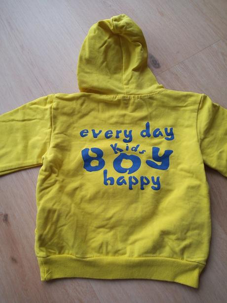 Žltá mikina s kapucňou, 92