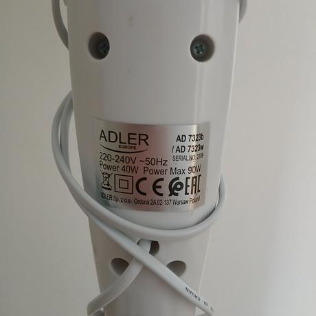 Biely stojanový ventilátor adler ad 7323b,