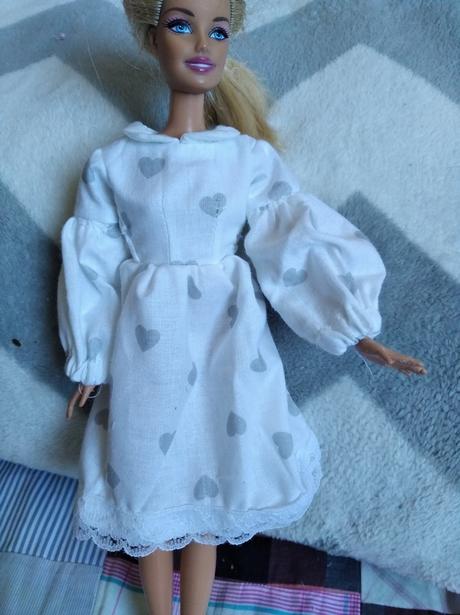 Šaty barbie,
