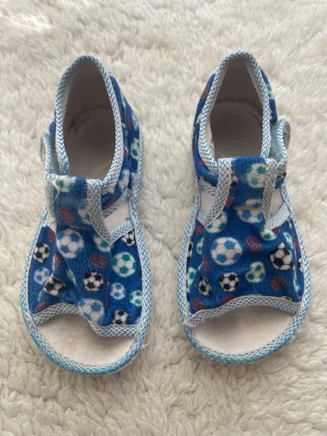 Modre papucky s futb.loptami manik, manik,23