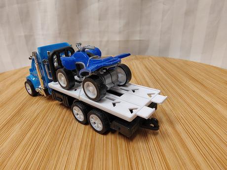 Odťahovka so štvorkolkou na zotrvačník, 12,5 cm, 