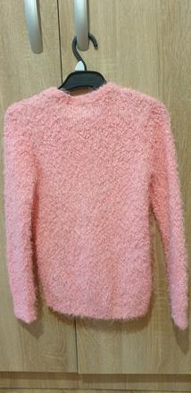 Dievčenský svetrík, 128