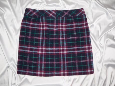 Kvalitná vlnená sukňa up fashion, 44