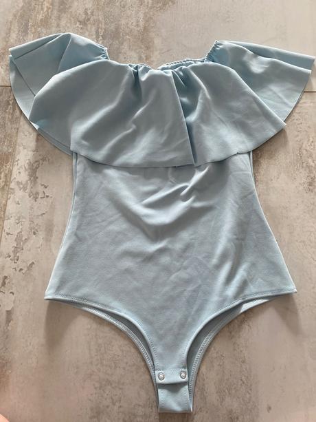 Body cez ramená, 36