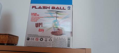 Svietiaci flash ball, 