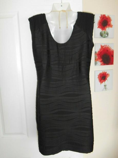 Cierne mini saty, 38