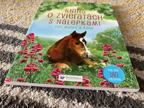 Kniha o zvieratách s nálepkami (2009),