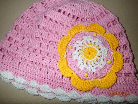 Hačkovaná jarná čiapka, 128