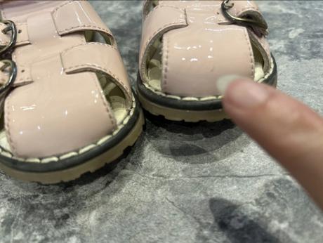 Sandále lakovky, en fant,22