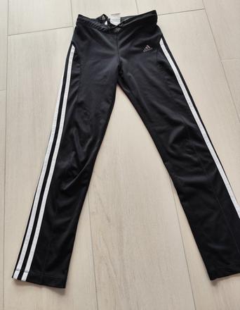Predam dievcenske teplaky adidas, adidas,128