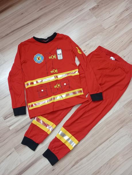 Pyžamko hasič, h&m,140