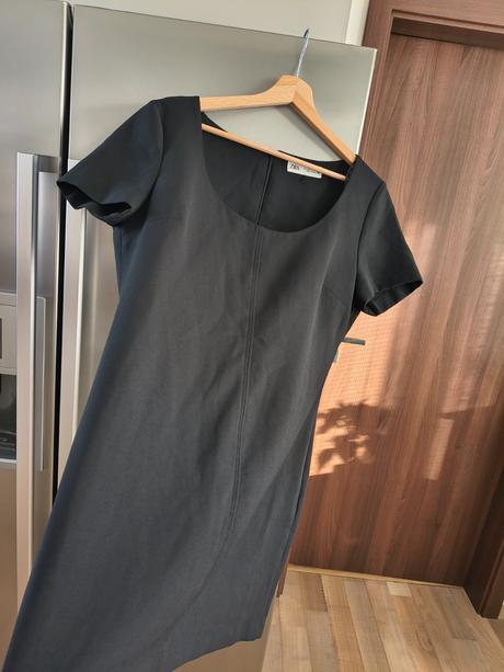 Zara púzdrové malé čierne kvalitné šaty m-l, zara,m