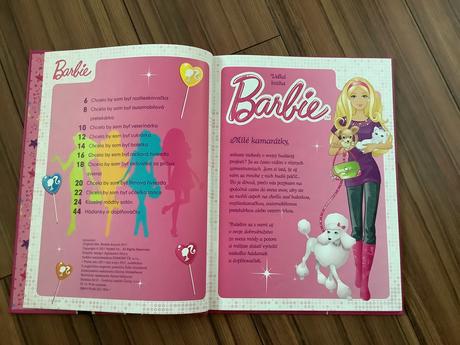 Krasna kniha veľká kniha barbie,