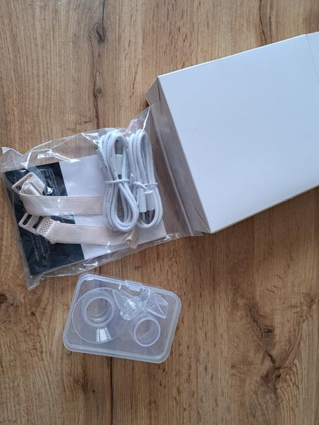 Handsfree double odsávačka mlieka lansinoh,