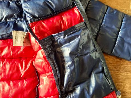 Zimna bunda 128-134, benetton,128