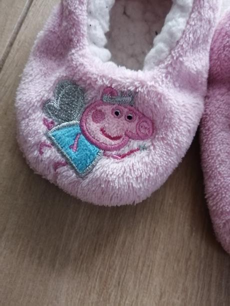 Papučky peppa pig prasiatko pepa, 23