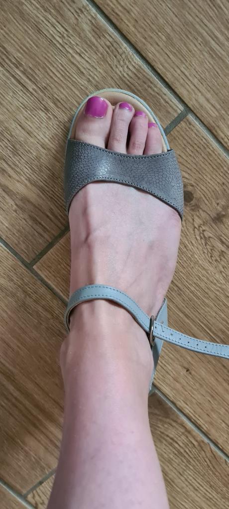 Dámske sandále, 37