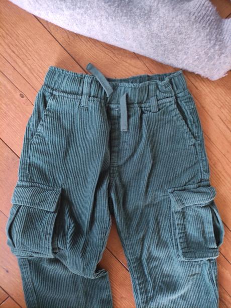 Svetrík a nohavice, zara,110