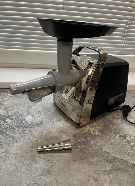 Mlynček na mäso bosch mfw67440 propower, bosch