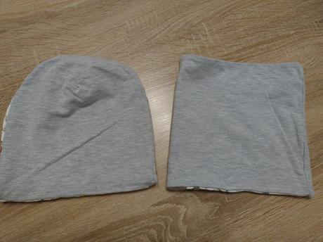 Obojstranná čiapka a nákrčník, 128