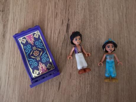 Lego disney minifigúrky jasmína a aladin,