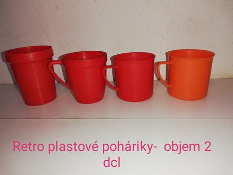 4x plastový hrnček, 