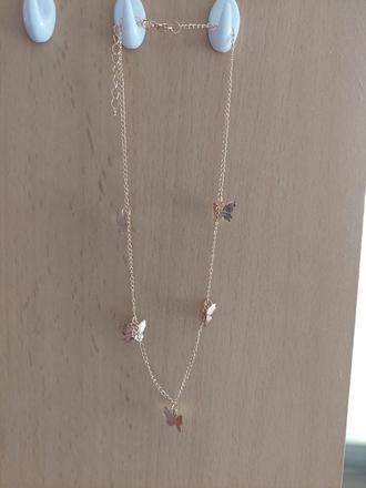 Náhrdelník s motýlikmi,