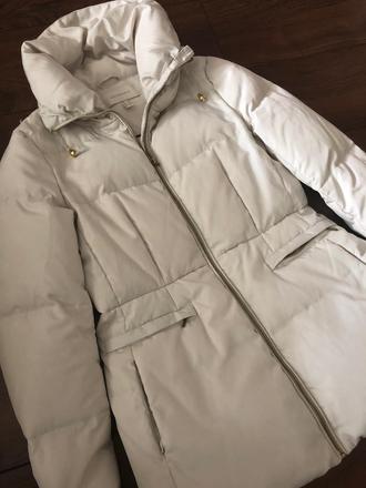 Dámska páperová krémová bunda springfield, m