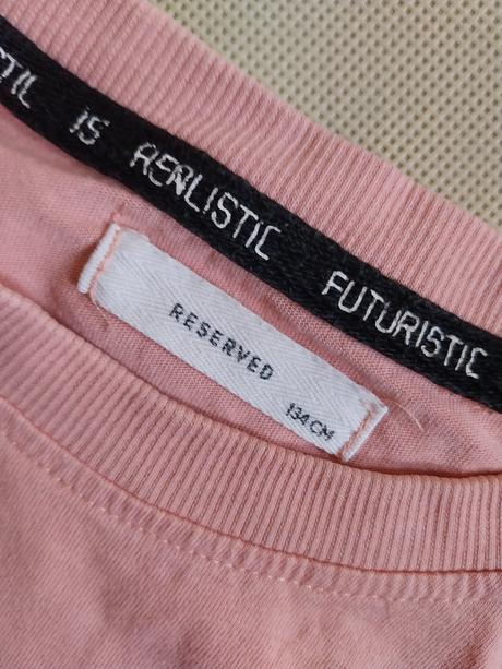 Tricko, reserved,134