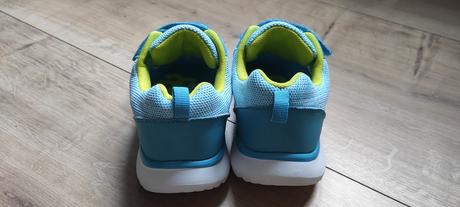 Tenisky, authority,34