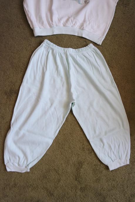 Detské pyžamo, 110