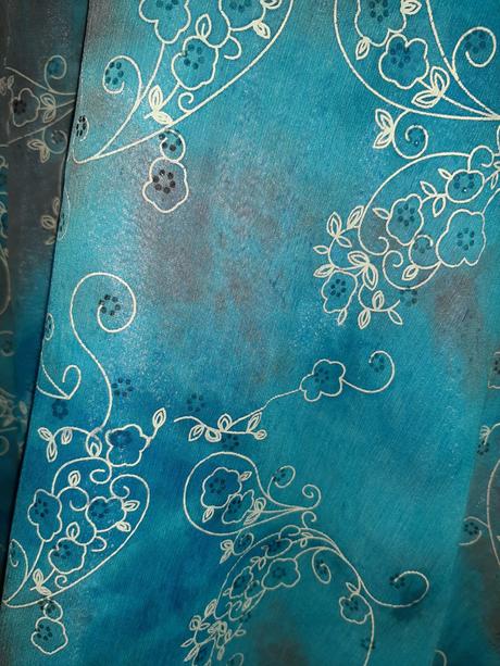 Zánovné slávnostné šaty vyrobené vsr,pošta zdarma, 36