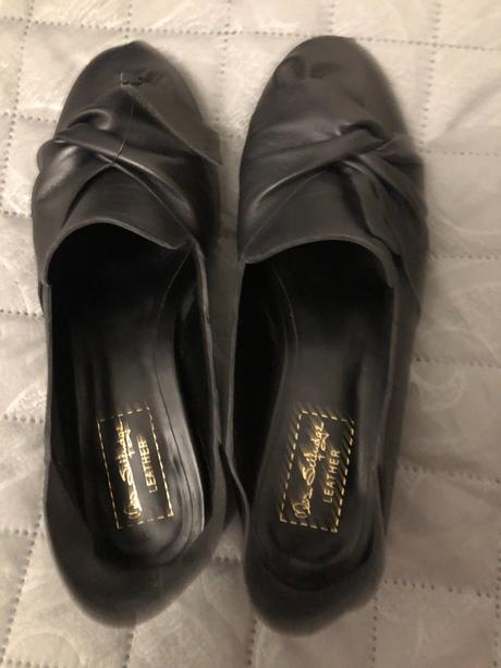 Čierne topánky, kožené poltopánky, 38