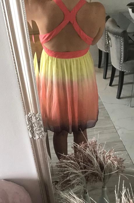 Šaty lipsy, nenosené, perfektný stav, lipsy london,38